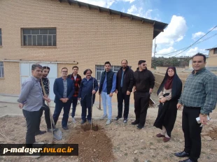 غرس ده اصله نهال بمناسبت هفته گرامیداشت شهدا و روز درختکاری 7