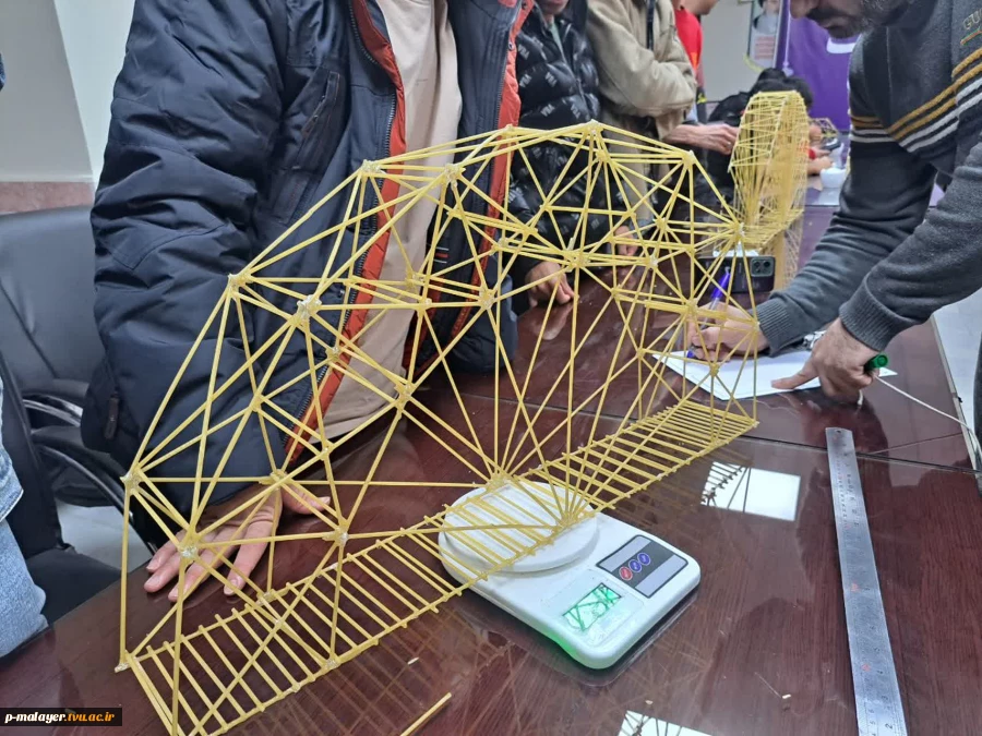 اولین دوره مسابقات سازه های ماکارونی (گرایش مقاومت) 2