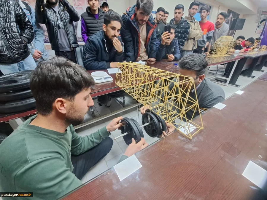 اولین دوره مسابقات سازه های ماکارونی (گرایش مقاومت) 2